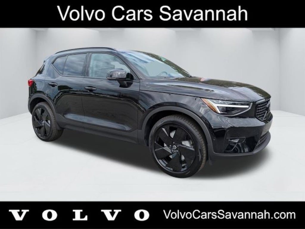 New 2026 Volvo XC40 B5 Ultra Black Edition SUV