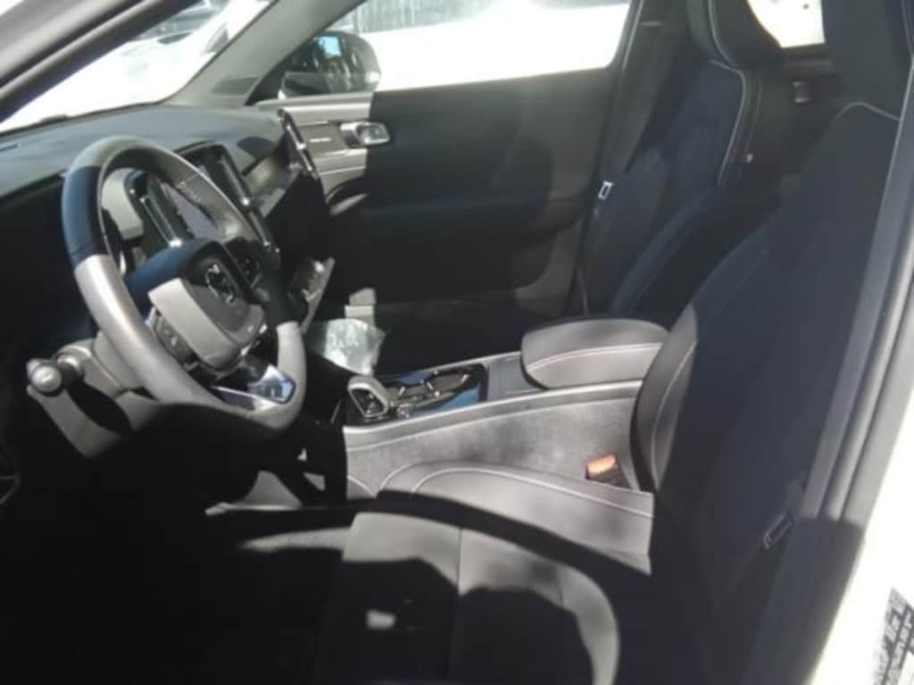 Used 2023 Volvo C40 Recharge Pure Electric Ultimate SUV