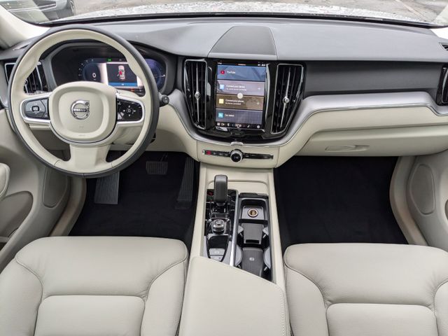 2025 Volvo XC60 Core - Photo 18