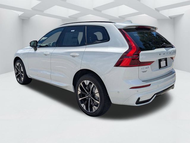 2026 Volvo XC60 Plus - Photo 6