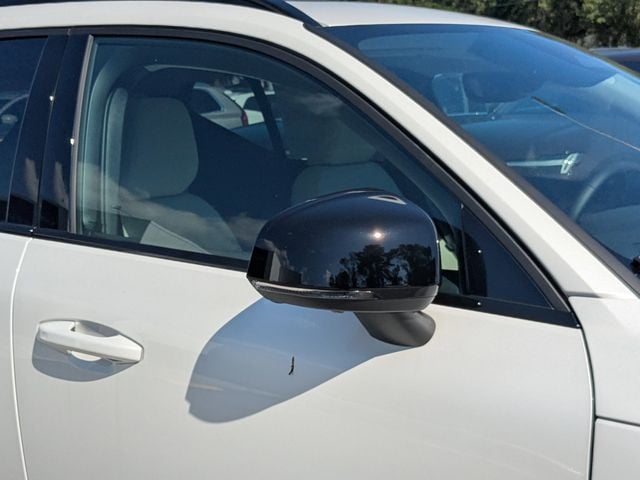 2026 Volvo XC40 Ultra - Photo 15