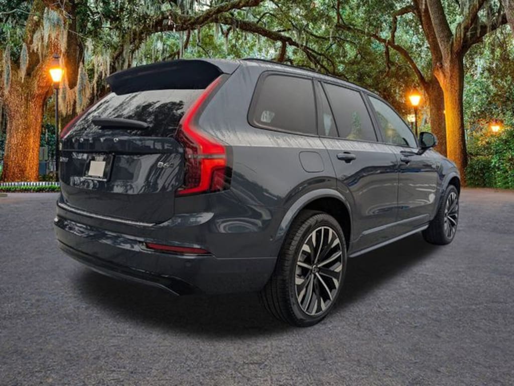 New 2026 Volvo XC90 B6 Ultra Dark Theme 6-Seater SUV