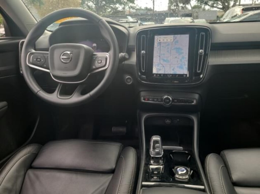 Certified 2023 Volvo XC40 B5 Plus Bright Theme SUV