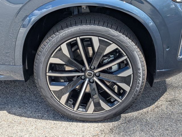 2026 Volvo XC90 Ultra - Photo 11