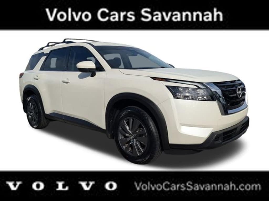 Used 2024 Nissan Pathfinder SV SUV