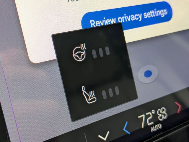 2025 Volvo XC60 Core - Photo 28