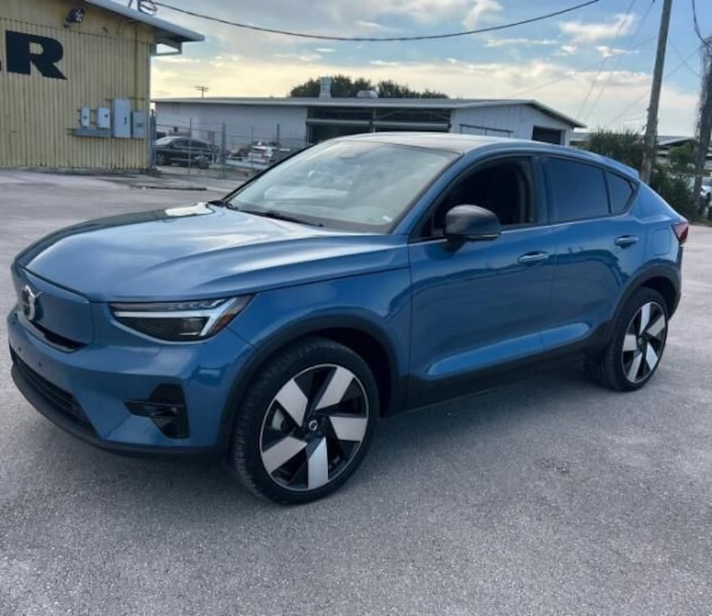 Used 2023 Volvo C40 Recharge Pure Electric Ultimate SUV
