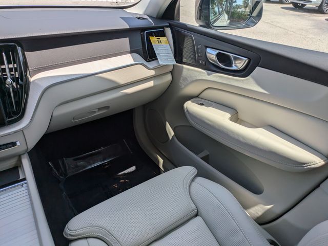 2026 Volvo XC60 Ultra - Photo 17