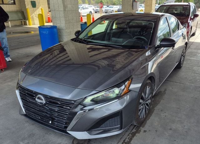 2024 Nissan Altima SV