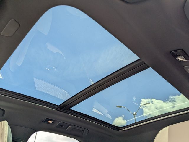 2026 Volvo XC60 Plus - Photo 22