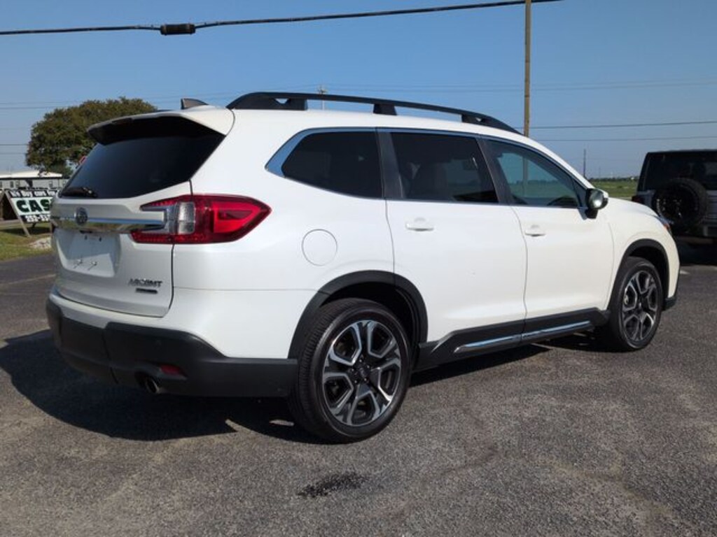 Used 2023 Subaru Ascent Limited SUV
