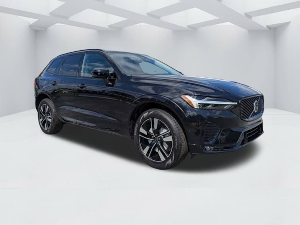 New 2026 Volvo XC60 B5 Plus SUV