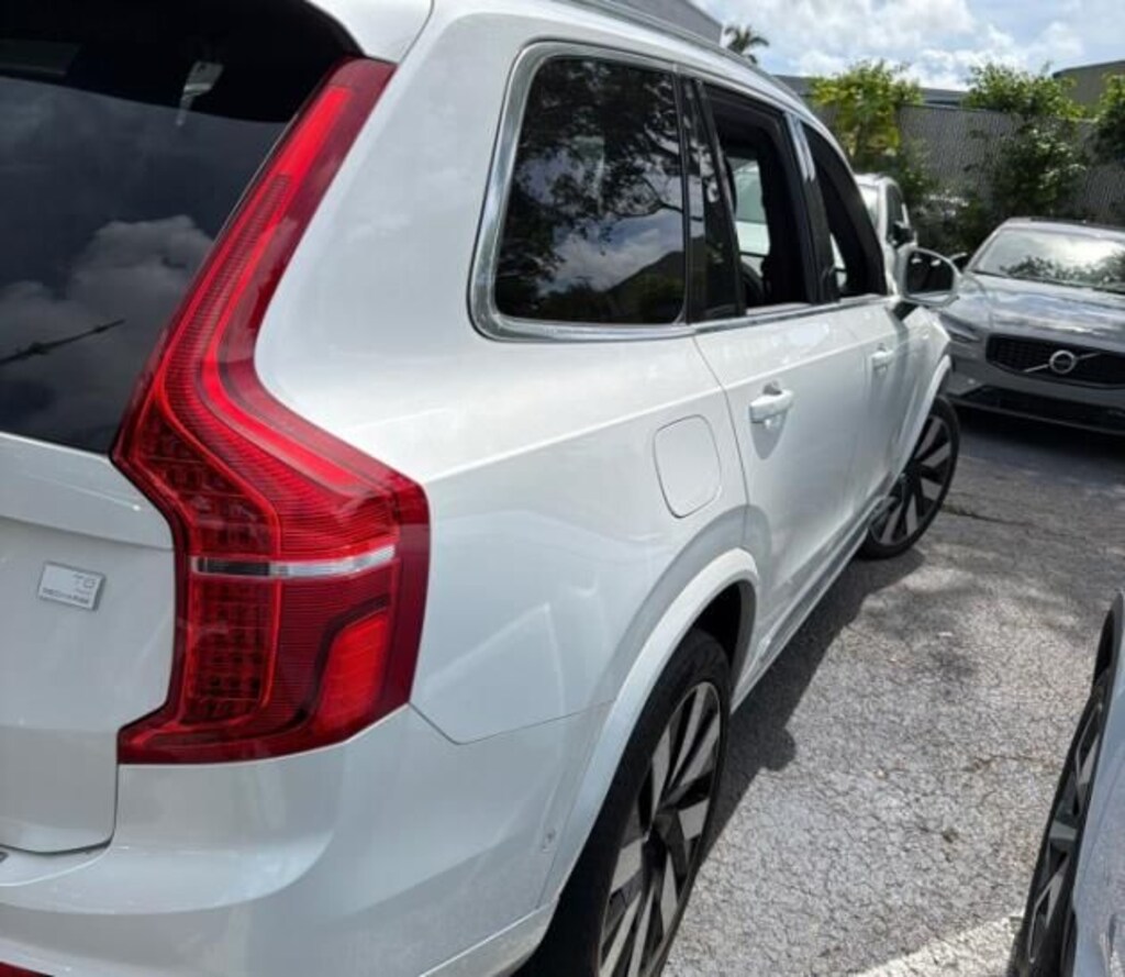 Used 2024 Volvo XC90 Recharge Plug-In Hybrid T8 Plus Bright Theme 7 Passenger SUV
