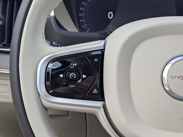 2026 Volvo XC90 Ultra - Photo 33