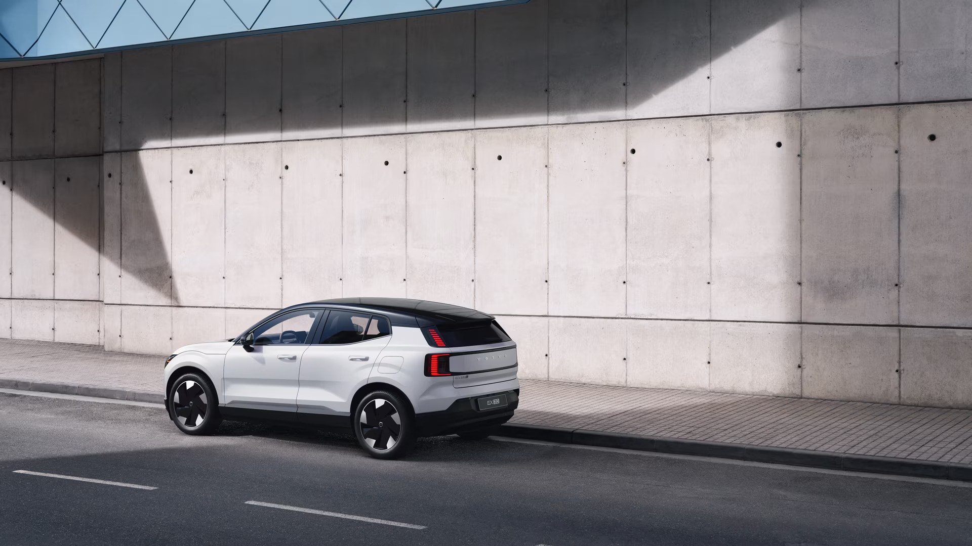 Volvo EX30 Dimensions and Maneuverability