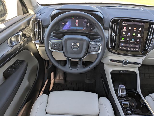 2026 Volvo XC40 Ultra - Photo 16