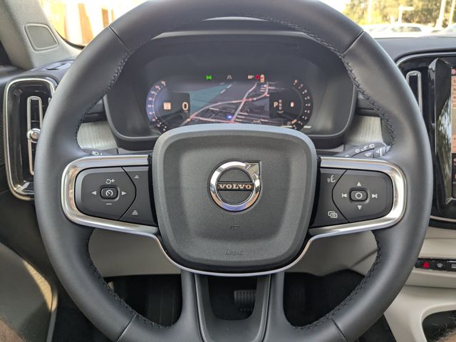 2026 Volvo XC40 Ultra - Photo 30