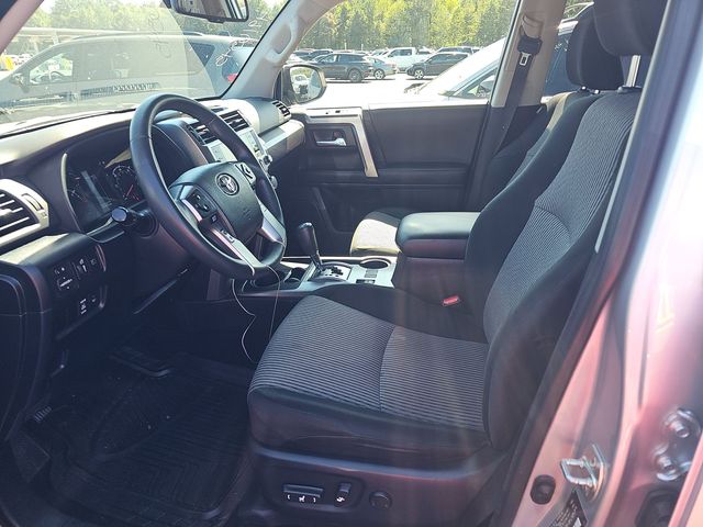 2024 Toyota 4Runner SR5 photo 3