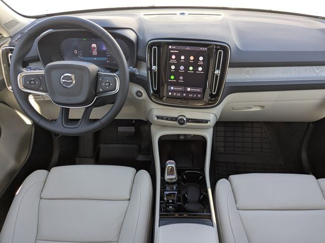 2026 Volvo XC40 Plus - Photo 19