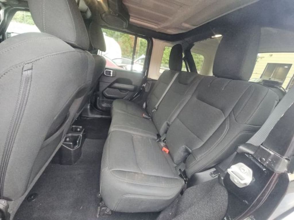 Used 2021 Jeep Wrangler Unlimited Sahara SUV