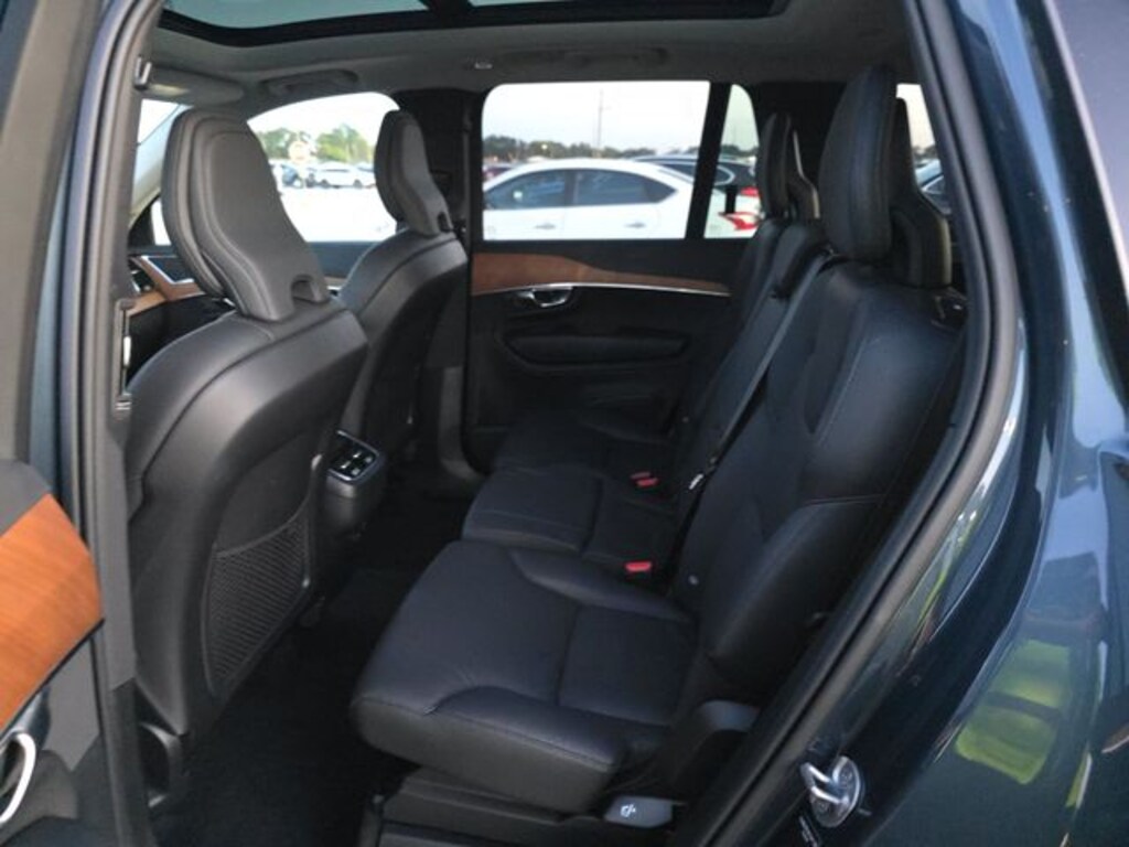 Used 2025 Volvo XC90 B6 Plus 7-Seater SUV