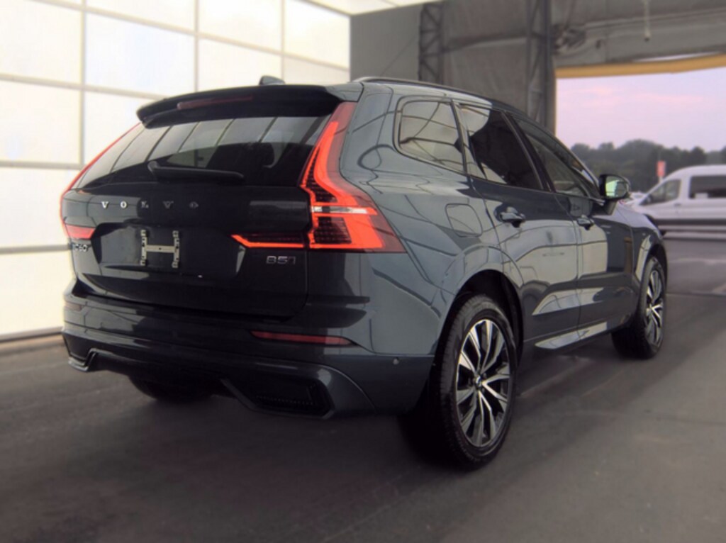 Used 2025 Volvo XC60 B5 Plus SUV