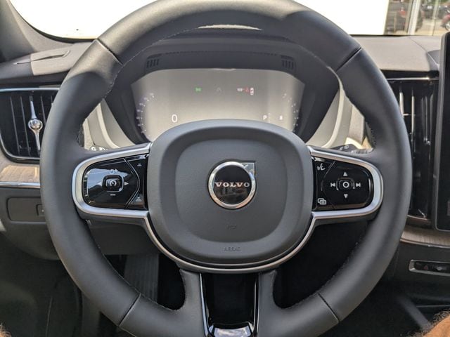 2026 Volvo XC60 Plus - Photo 29