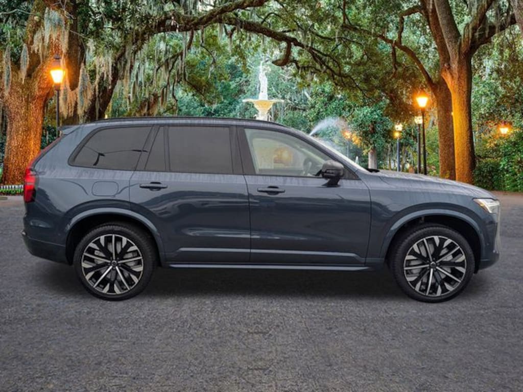 New 2026 Volvo XC90 B6 Ultra Dark Theme 6-Seater SUV