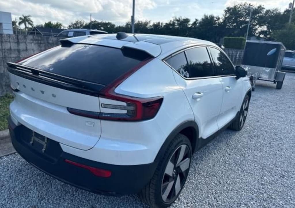 Used 2023 Volvo C40 Recharge Pure Electric Ultimate SUV