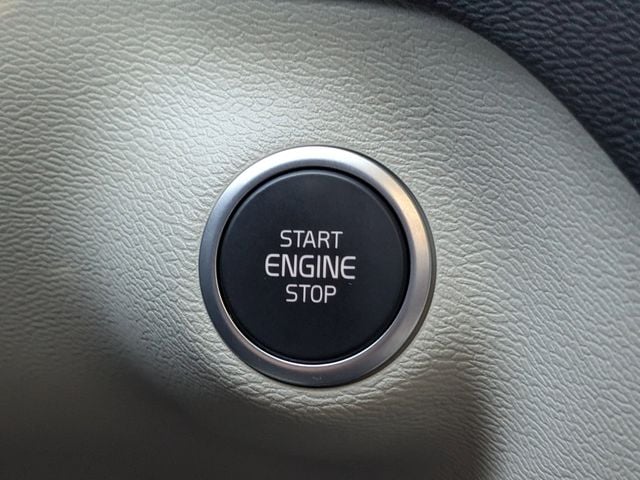 2026 Volvo XC40 Ultra - Photo 31