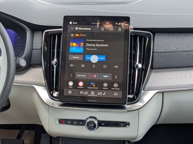 2026 Volvo XC90 Ultra - Photo 18