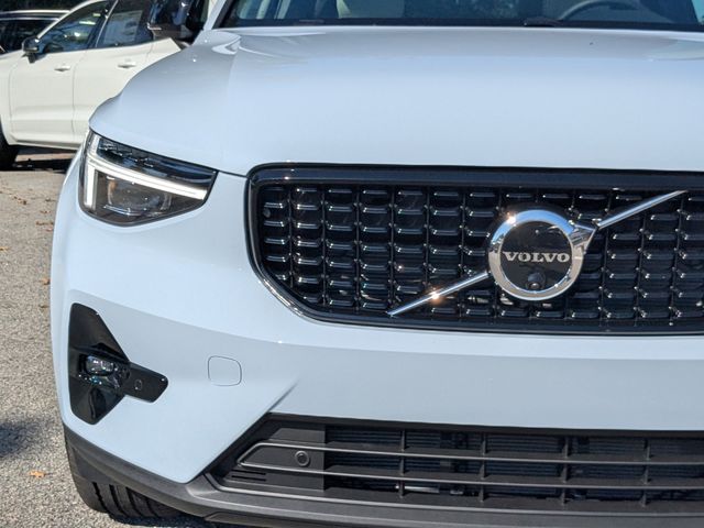 2026 Volvo XC40 Plus - Photo 13
