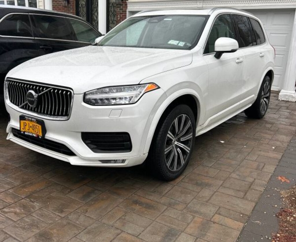 Used 2023 Volvo XC90 B5 Core SUV