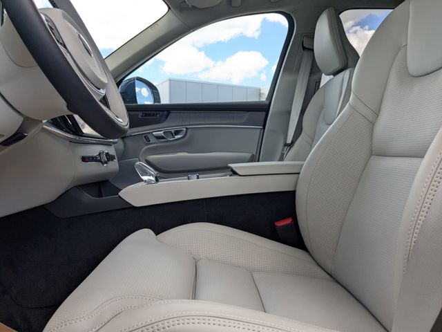 2026 Volvo XC90 Ultra - Photo 21