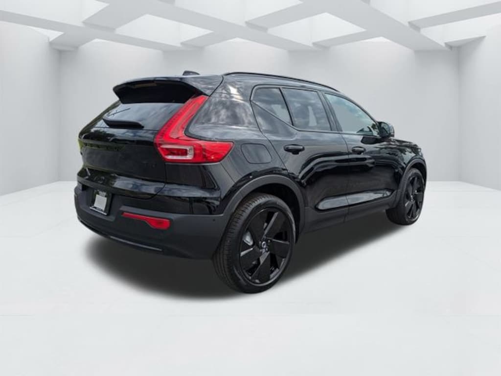 New 2026 Volvo XC40 B5 Ultra Black Edition SUV