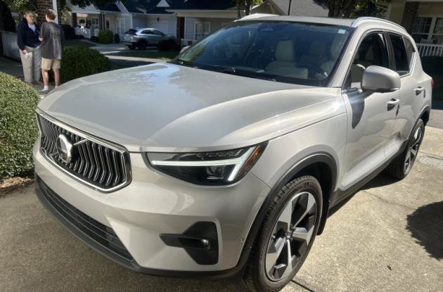 2024 Volvo XC40