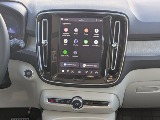 2026 Volvo XC40 Plus - Photo 22