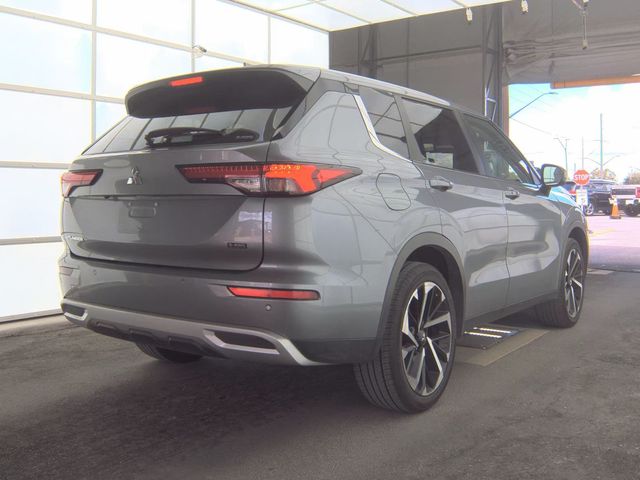 2024 Mitsubishi Outlander SE Ralliart photo 2