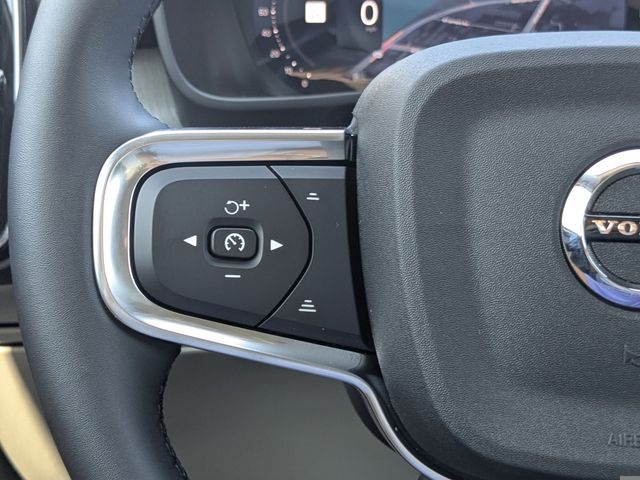 2026 Volvo XC40 Ultra - Photo 28