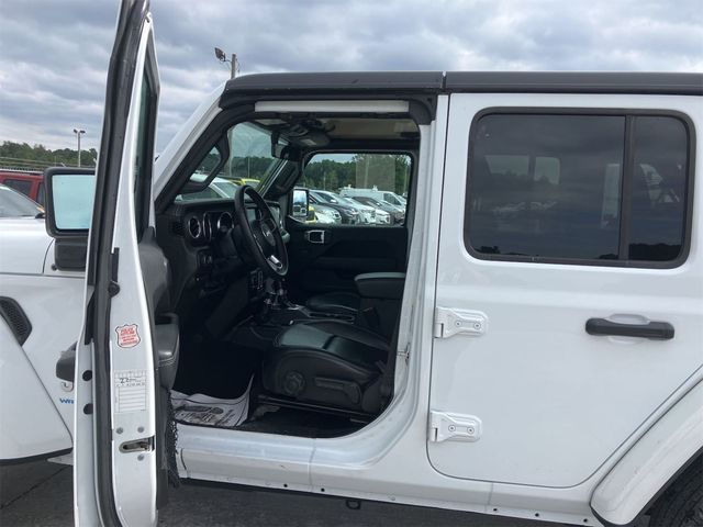 2023 Jeep Wrangler Sahara 4xe photo 3