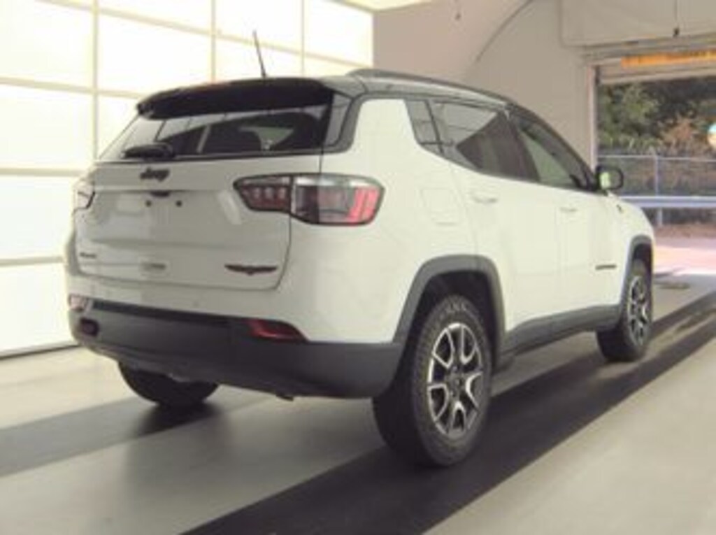 Used 2025 Jeep Compass Trailhawk SUV