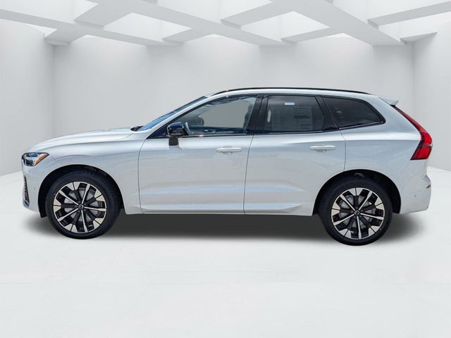 2026 Volvo XC60 Plus - Photo 7