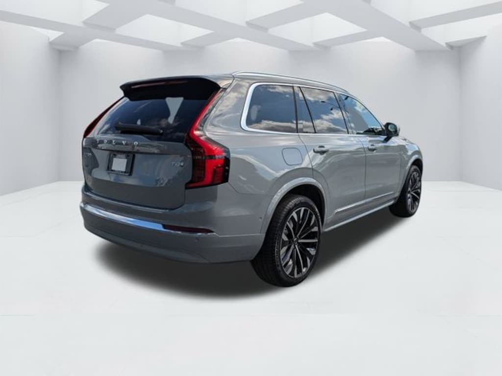 New 2026 Volvo XC90 plug-in hybrid T8 Plus 7-Seater SUV