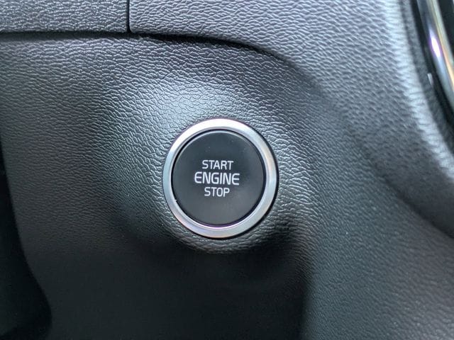 2025 Volvo XC40 Core - Photo 35