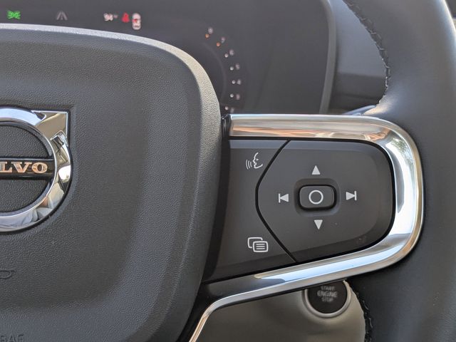 2026 Volvo XC40 Plus - Photo 33