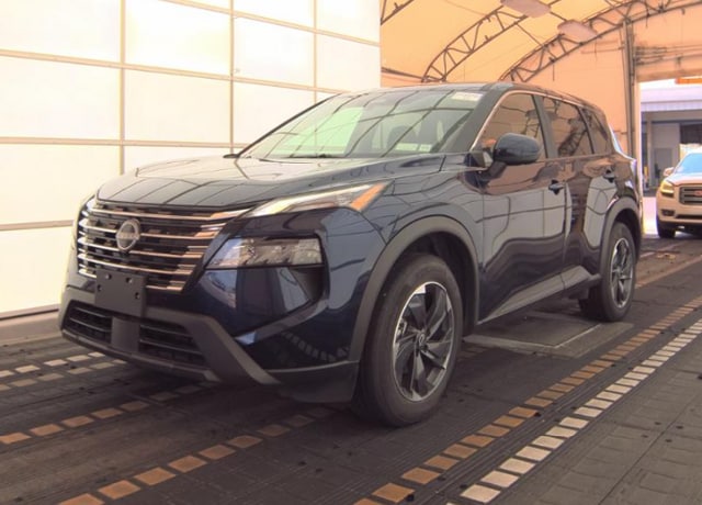 2025 Nissan Rogue SV AWD's photo