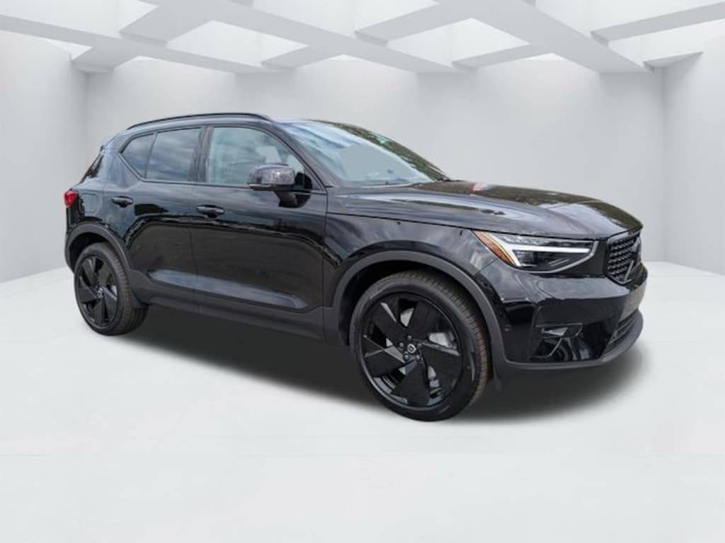 New 2026 Volvo XC40 B5 Ultra Black Edition SUV