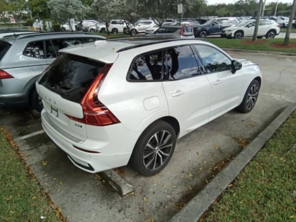 Certified 2024 Volvo XC60 B5 Plus Dark Theme SUV