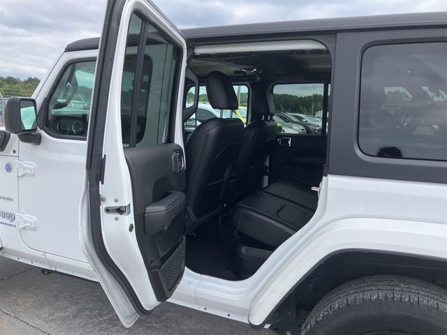 2023 Jeep Wrangler Sahara 4xe photo 4