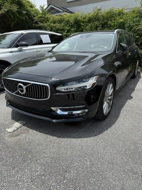 2019 Volvo V90 T5 Inscription's photo